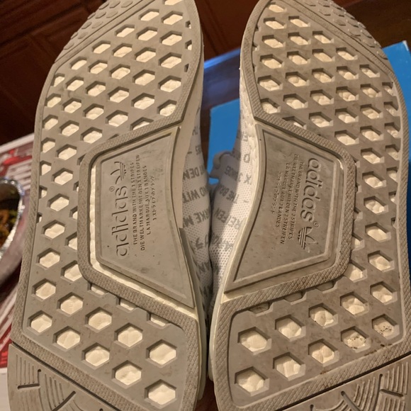 NMD R1 - Picture 4 of 4